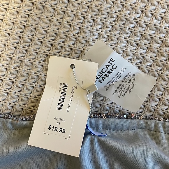 Grey and silver sequins mini skirt - Picture 3 of 3